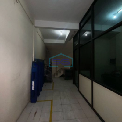 Dijual Ruko 1 Lantai Luas Bangunan 135 m² Lokasi Surabaya Kota