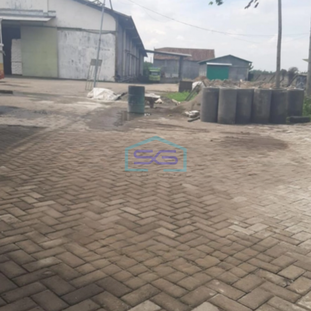 Dijual Pabrik Luas Bangunan  30000 m² Lokasi Mojokerto Jawa Timur-2