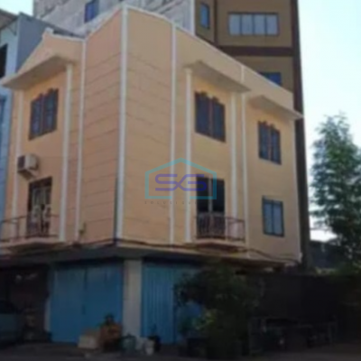 Dijual Ruko Area Parkir Luas Lokasi Surabaya Kota Kondisi Bangunan Bagus