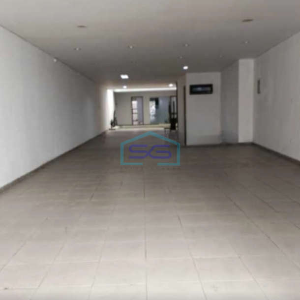 Disewakan Ruko 4 lantai Lokasi Dalem Kaum Palaguna Alun alun Bandung Luas Bangunan  500 m²-2