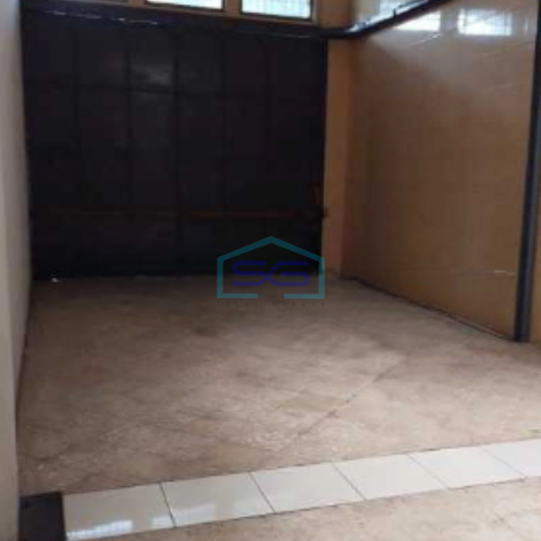 Disewakan Ruko Strategis di Kebonjati Bandung Luas Bangunan  200 m²-2