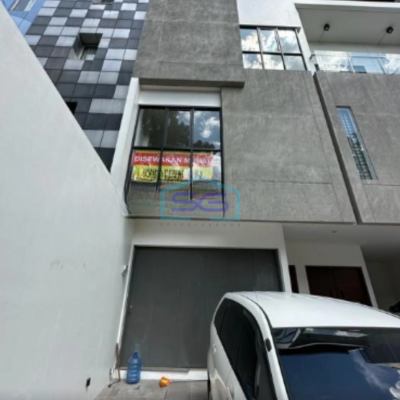 Disewakan Ruko mainroad Paskal Bawah Di Pasir Kaliki Bandung Luas Bangunan  150 m²