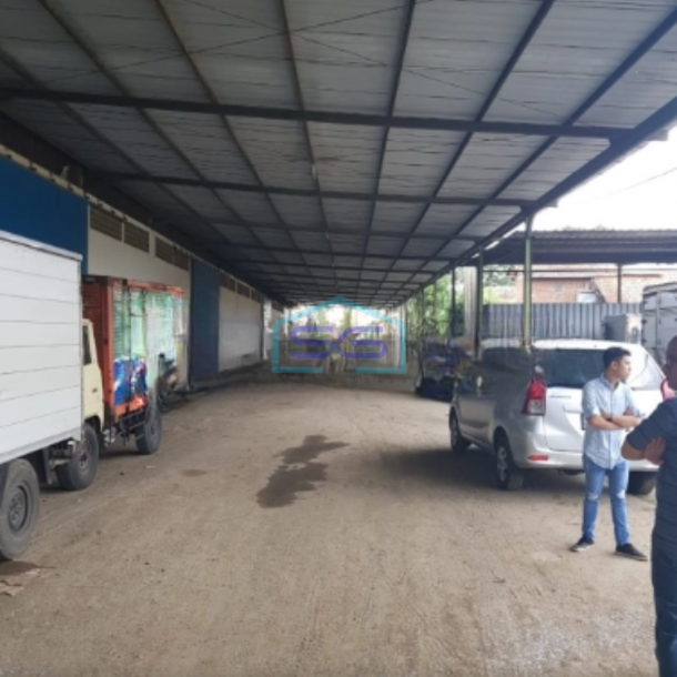Dijual Gudang Strategis di Pameungpeuk Bandung Luas Bangunan  6000 m²-4