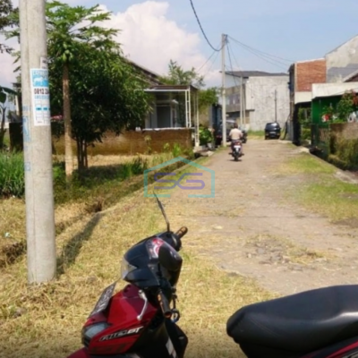 Dijual Tanah Dalam Komplek Perumahan Ciwastra Luas Tanah  6541 m²