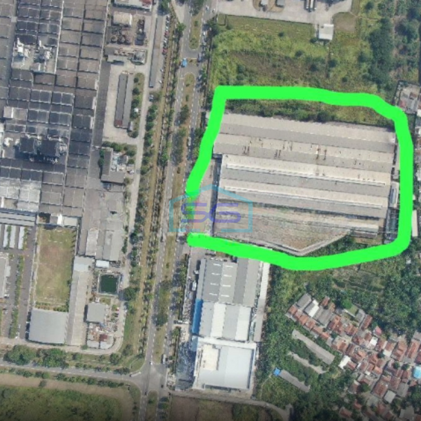 Dijual Pabrik Karawang Timur di kompleks industri Luas Bangunan  25000 m²-1