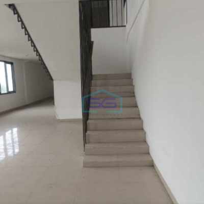 DIjual Gudang Kosong di Cipatik Bandung Luas Bangunan  700 m²