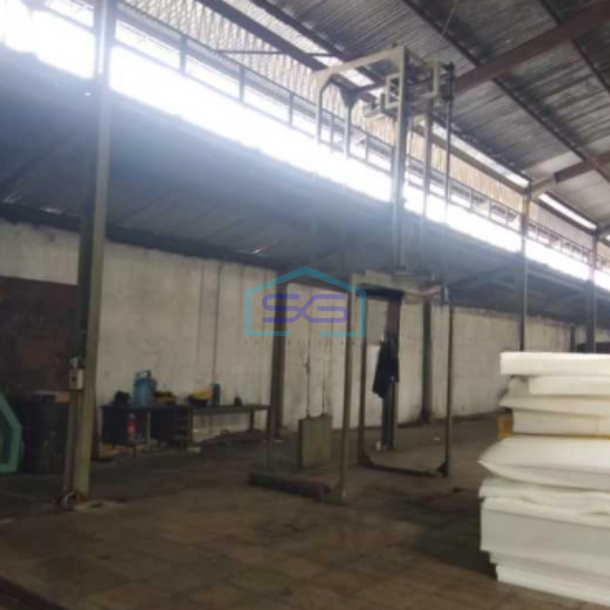 Dijual Gudang Bagus di Cilampeni Bandung Luas Bangunan  2800 m²-3