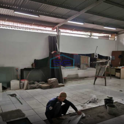 Dijual Ruko Wolter Monginsidi Ex Isuzu Gandeng 3 Lantai Luas Bangunan  816 m²