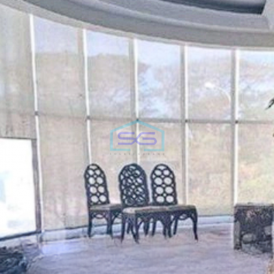 Disewakan Ruko Strategis Bukit Darmo Golf di Wiyung Surabaya Luas Bangunan 720m2