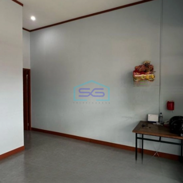 Dijual Ruko 2 Lantai Luas Bangunan 300 m² di Gatot Subroto Denpasar-2