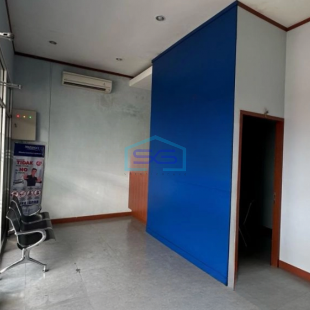 Dijual Ruko 2 Lantai Luas Bangunan 300 m² di Gatot Subroto Denpasar-1