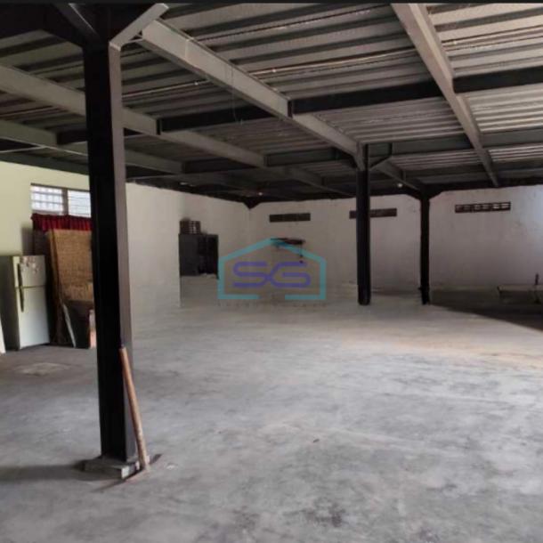 Disewakan Gudang 2 Lantai Luas Bangunan   400 m² di Jimbaran Badung Bali-3