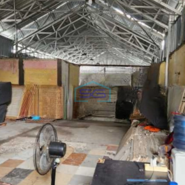 Disewakan Gudang Ada Kantor Luas Bangunan  200 m² di Denpasar Utara-1