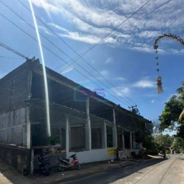 Disewakan Ruko 2 Lantai Luas Bangunan 300 m² di Ubud Gianyar Bali-1