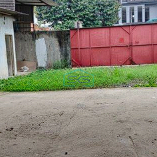 Dijual Gudang Plus Lahan Kosong Di Tangerang LT 1102m2-1