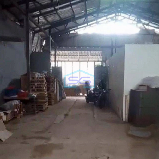 Disewakan Gudang Siap Pakai di Lokasi Komersial Luas 232m2 Daerah Tangerang-1
