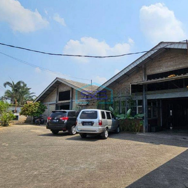 Disewakan Gudang Siap Pakai Akses Kontainer Di Cukanggalih Curug Tangerang LB 3871m2-1