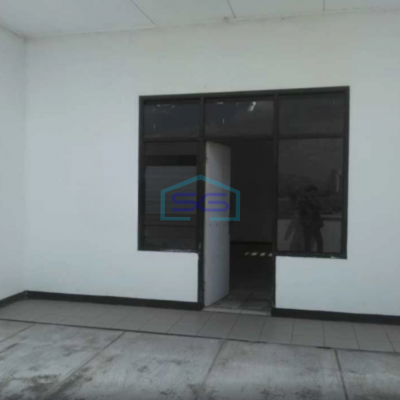 Disewakan Ruko Mainroad Moch Toha Bandung Parkiran Luas Cocok Untuk Dipakai Usaha LB 405m2