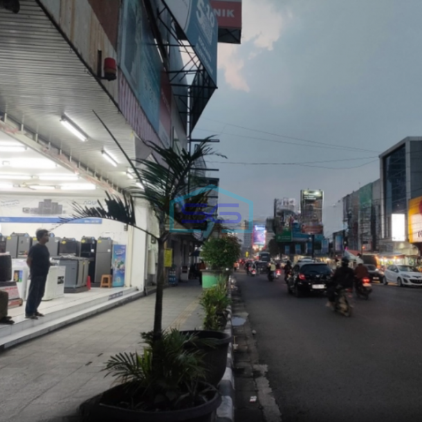 Disewakan Ruko Mainroad Ahmad Yani Bandung Luas Bangunan 260m2-1