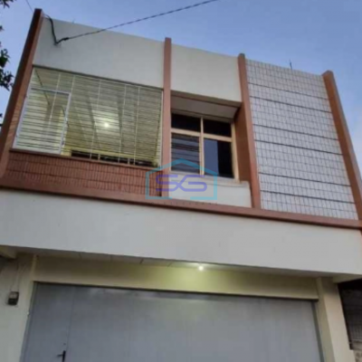 Disewakan Ruko Besar Mainroad Panjunan Kopo Bandung Siap Huni Kondisi Bagus Area Parkir Luas LB 550m2