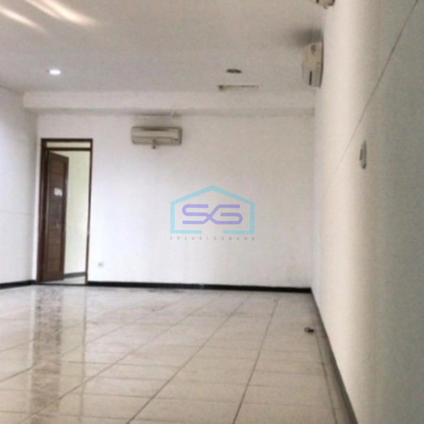 Disewakan Ruko Mainroad Karapitan Lengkong Bandung Bagus Cocok Untuk Kantor LB 270m2-5