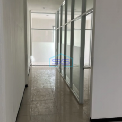 Disewakan Ruko Mainroad Karapitan Lengkong Bandung Bagus Cocok Untuk Kantor LB 270m2