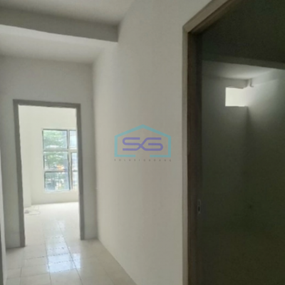Dijual Ruko Terawat Siap Masuk Lokasi Strategis Di Pasir Kaliki Bandung LB 200m2