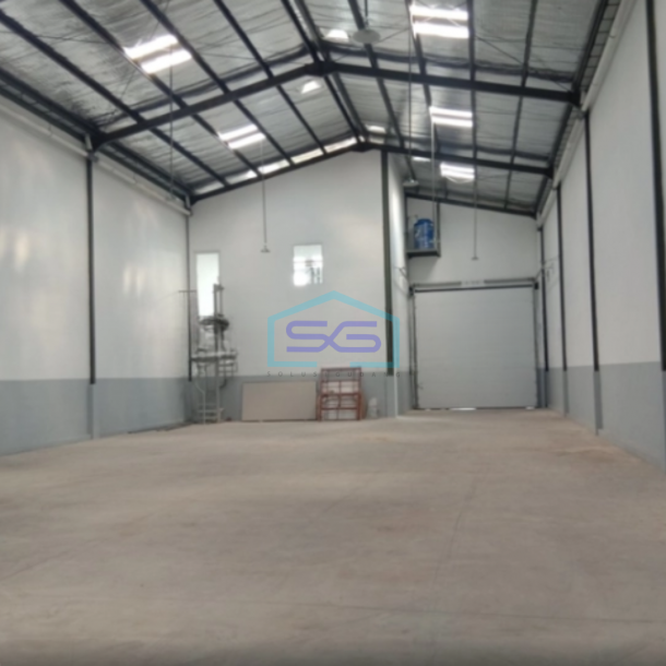 Disewakan Gudang Bizpark Kondisi Bagus Harga Menarik Akses Kontainer di Kopo Bandung LB 414m2-3