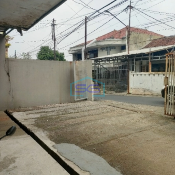Disewakan kantor di Pajajaran H.mesri Bandung Parkir Luas LB 350m2-2