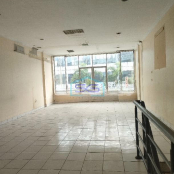 Disewakan Murah Ruko 3 Lantai di Kopo Mas Bandung Luas Bangunan 200m2-2