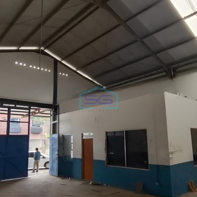 Disewakan Gudang Bagus Dekat Tol Akses Kontainer Siap Masuk di Kopo Bandung LB 400m2