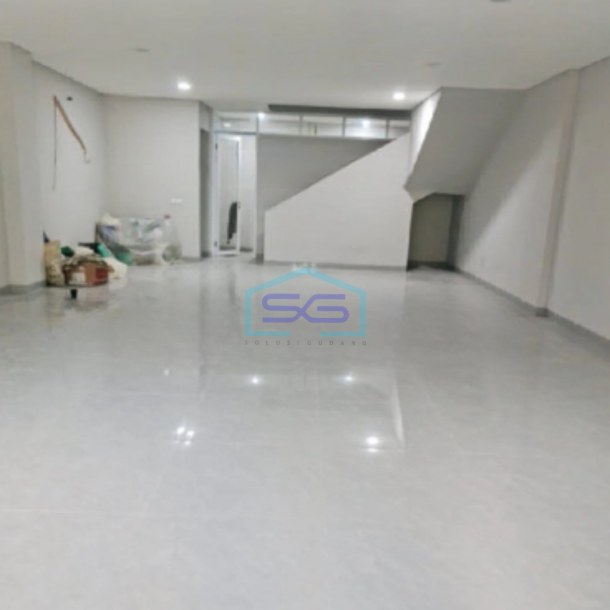 Disewakan Ruko Tengah Kota Bandung Lokasi Ramai Luas Bangunan 270m2-4