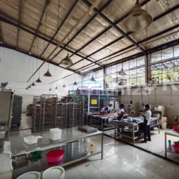 Dijual Pabrik Lokasi di Bandung Kota Luas Tanah 1185m2-1