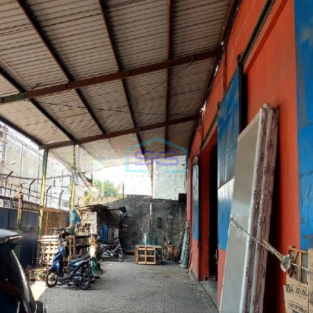 Dijual Gudang Luas Tanah  1346 m² Lokasi Bebas Banjir di Surabaya-2