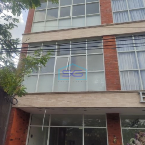 Dijual Ruko 3 Lantai Luas Bangunan 171 m² Lokasi Denpasar Bali-1