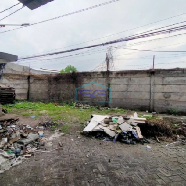 Disewakan Gudang Luas Tanah 800 m² Lokasi Bebas Banjir di Sawahan Surabaya-2