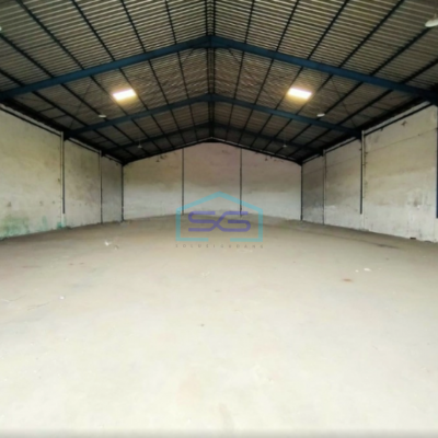 Disewakan Gudang Luas Tanah 800 m² Lokasi Bebas Banjir di Sawahan Surabaya