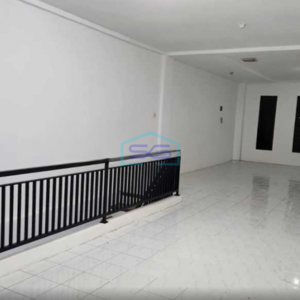 Disewakan Ruko 3 Lantai Luas Bangunan  223 m² Lokasi Surabaya-3