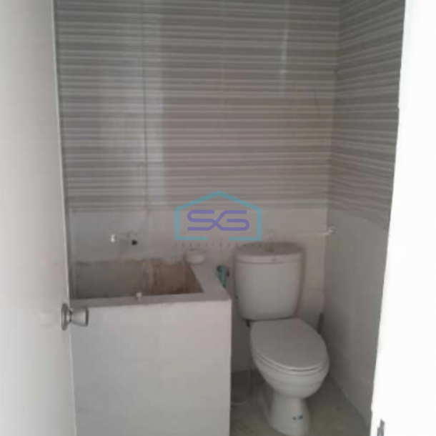 Disewakan Ruko 2 Lantai Lokasi Siap Huni dan Bebas Banjir di Sidoarjo-2