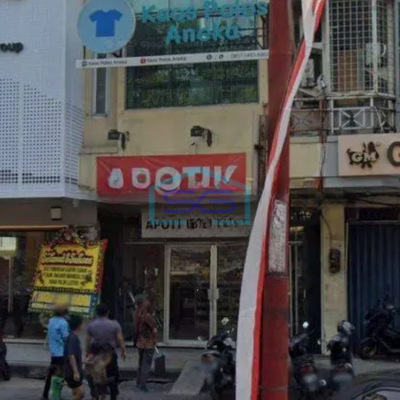 Disewakan cepat Ruko 3 lantai strategis di Taman Palem Lestari
