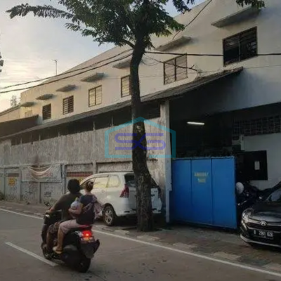 Dijual cepat gudang  menguntungkan dan strategis di Cengkareng