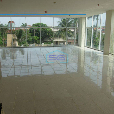 Disewakan Cepat Ruko 3 Lantai Hoek di Daerah Jakarta Barat LB 252m2