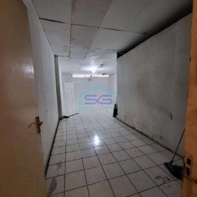 Disewakan cepat Ruko 3 Lantai Strategis di Taman Palem Lestari Jakarta Barat LB 300m2