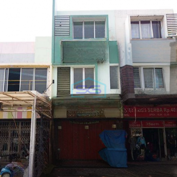 Disewakan Ruko 2.5 Lantai di Poris Paradise Ekslusif, Cipondoh, Tangerang  LB 160m2-1