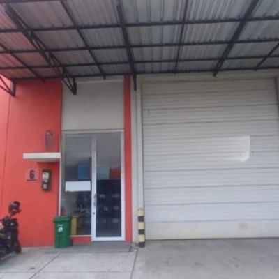 Dijual Gudang Di Bizpark Cakung Jakarta Timur Luas Tanah 216 m²