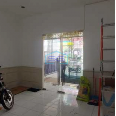 Disewakan Ruko Taman Sari Jakarta Barat Luas Tanah 61 m²