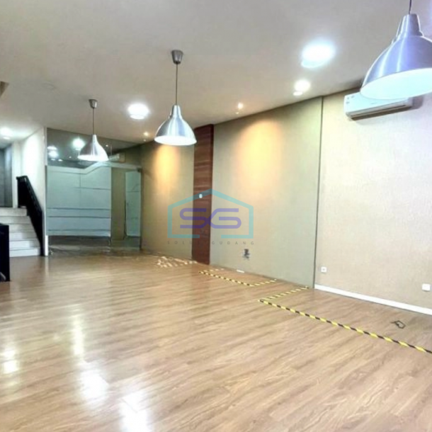 Disewakan Ruko Modern Minimalis Di Mampang Jakarta Selatan Luas Tanah 75 m²-1