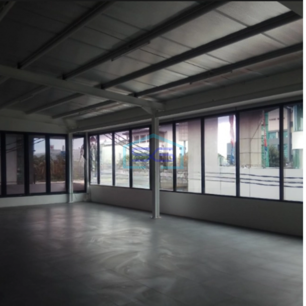 Dijual Ruko Hoek Bulevard Barat Kelapa Gading Jakarta Utara Luas Tanah  240 m²-2