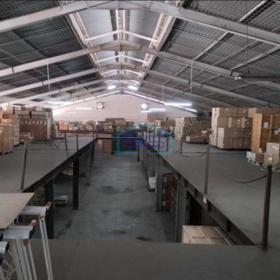 Diseewakan Gudang Di Pluit Jakarta Utara Luas Tanah 1600 m²