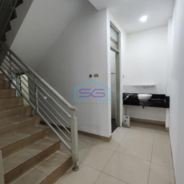 Disewakan Ruko 4.5 Lantai Rapih Dengan Sekat Siap Pakai di Sunter Jakarta Utara LB 260m2-3